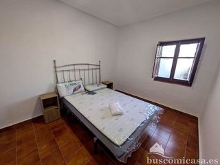 Piso en alquiler en Linares