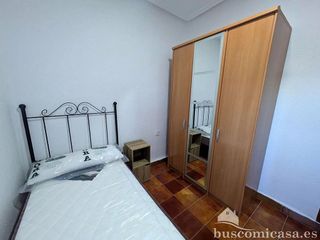 Piso en alquiler en Linares