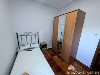 Piso en alquiler en Linares