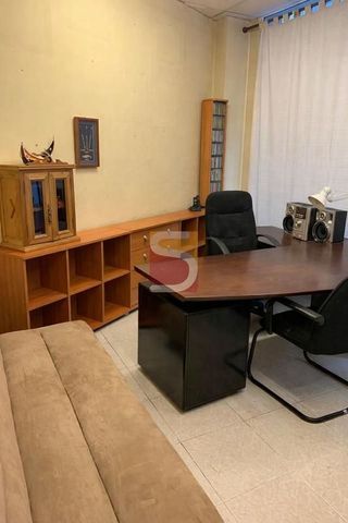 Local comercial en alquiler en Praza España - Casablanca en Vigo
