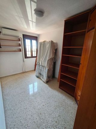 Piso en alquiler en Colores - Entreparques en Sevilla