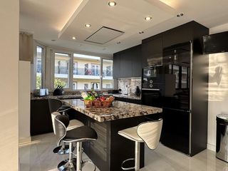 Piso en venta en Playa Bajadilla - Puertos en Marbella