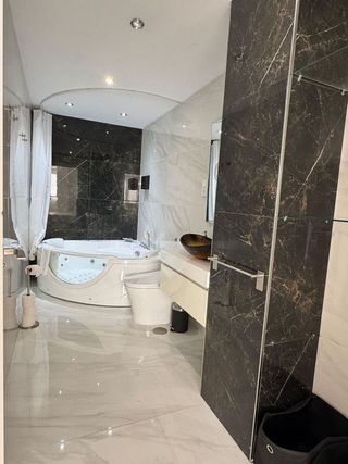 Piso en venta en Playa Bajadilla - Puertos en Marbella