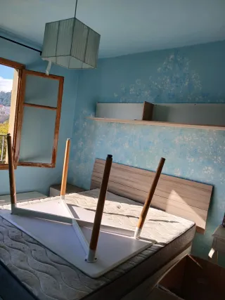 Armario de madera con 6 puertas