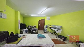 Local comercial en alquiler en Centro - Ayuntamiento en Santander