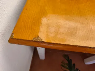 Aparador y mesa de madera, regalo a 0€