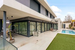 Chalet en alquiler en Zona Pueblo en Pozuelo de Alarcón