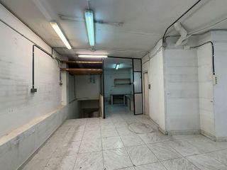 Local comercial en venta en El Guinardó en Barcelona