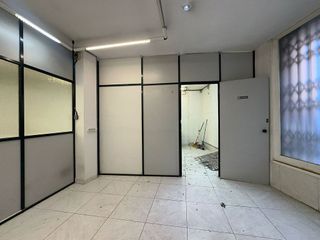 Local comercial en venta en El Guinardó en Barcelona