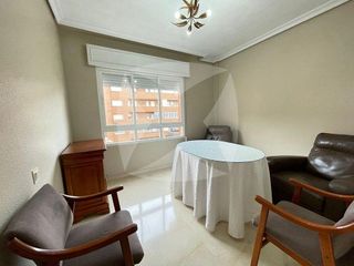 Piso en alquiler en Huerta Rosales - Valdepasillas en Badajoz