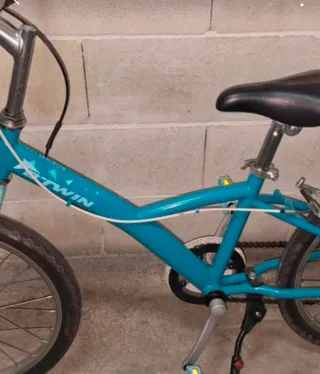 Bicicleta BTWIN 20 niña con cambio.