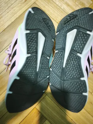 Zapatillas Adidas rosas y verdes