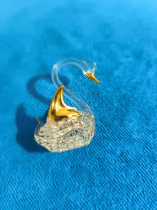 Figura Cisne Cristal Dorado Transparente