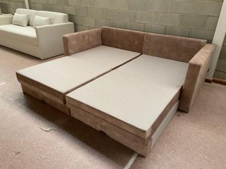 Sofá cama beige de tela