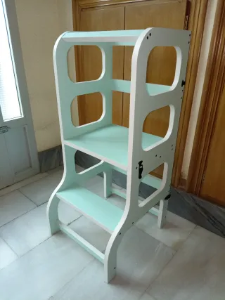 Torre Montessori per l'apprendimento infantile