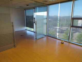 Oficina en venta en Zona Mercat en Rubí