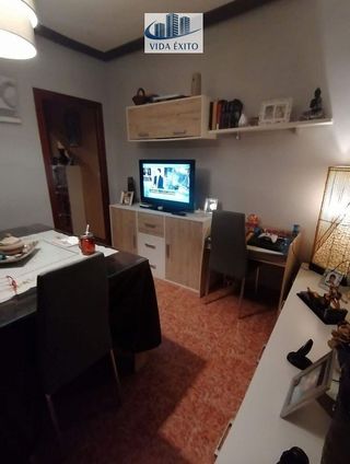 Piso en venta en Linares