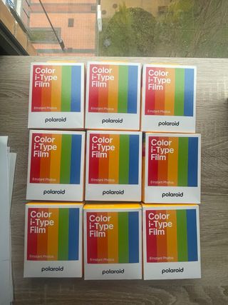 9 Cartuchos Polaroid i-Type Color