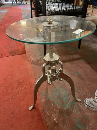 Mesita cristal base metálica industrial