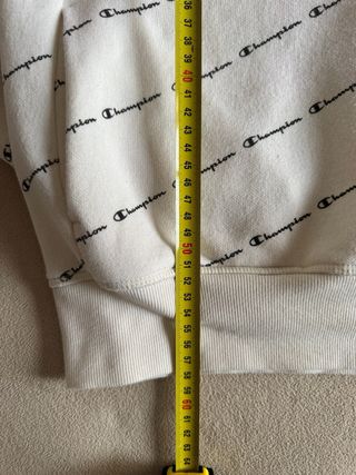 Sudadera Champion blanca con logo repetido