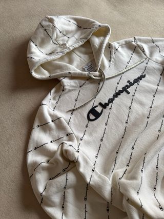 Sudadera Champion blanca con logo repetido