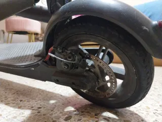 En Terrassa Patinete Eléctrico Negro