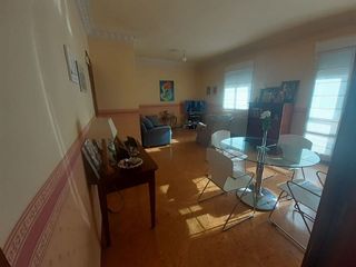 Piso en venta en Universidad - Los Lirios en Logroño