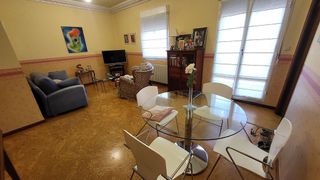 Piso en venta en Universidad - Los Lirios en Logroño