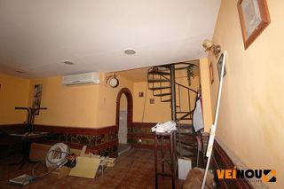 Local comercial en venta en Pedró en Cornellà de Llobregat