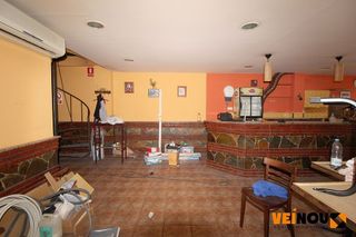 Local comercial en venta en Pedró en Cornellà de Llobregat