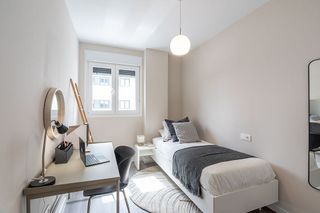 Piso en alquiler en Puerto de la Torre - Atabal en Málaga