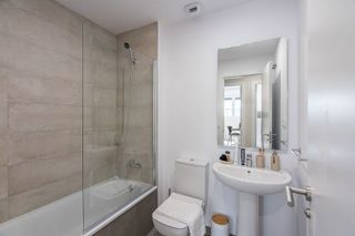 Piso en alquiler en Puerto de la Torre - Atabal en Málaga