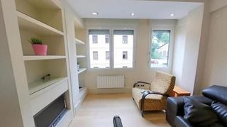 Piso en alquiler en San Pedro de Deusto-La Ribera en Bilbao