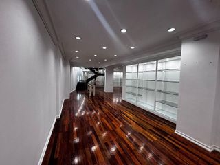 Local comercial en venta en Zona de Plaza de Barcelos en Pontevedra