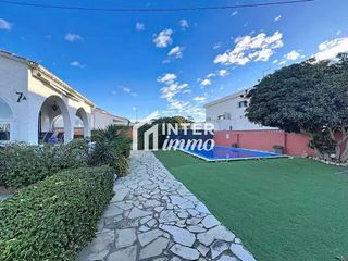 Chalet en venta en Empuriabrava en Castelló d´Empúries