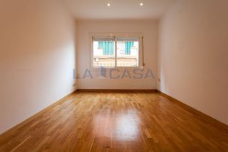 Piso en venta en El Carmel en Barcelona