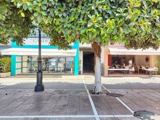 Piso en venta en Playa Bajadilla - Puertos en Marbella