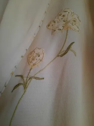 Bata de casa beige mujer