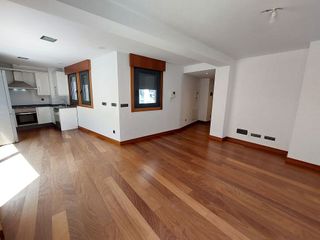 Piso en alquiler en Areal – Zona Centro en Vigo