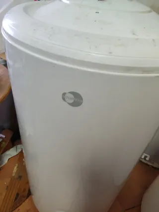 Termo eléctrico blanco