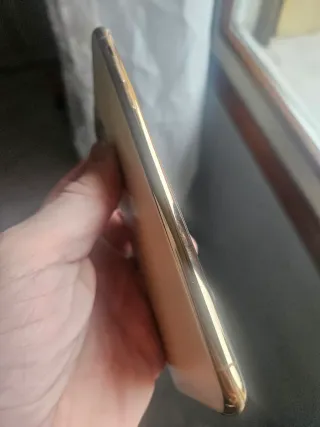 iPhone 11 Oro Non si accende accendenon funziona