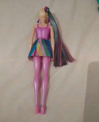 Barbie Color Reveal Arcobaleno
