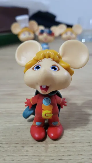 Topo Gigio Supereroe