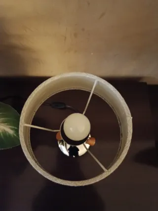 Lámpara de mesa decorativa