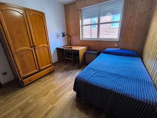 Casa adosada en alquiler en Villaquilambre