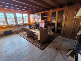 Casa adosada en alquiler en Villaquilambre