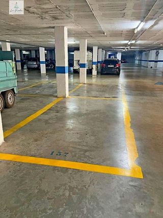 Garaje en alquiler en Martín Carpena - Torre del Río en Málaga