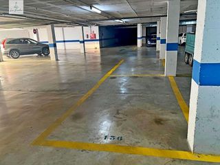 Garaje en alquiler en Martín Carpena - Torre del Río en Málaga