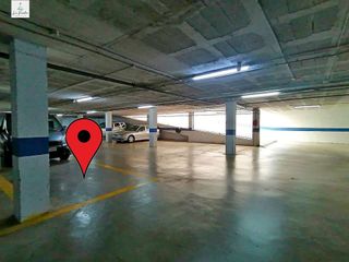 Garaje en alquiler en Martín Carpena - Torre del Río en Málaga