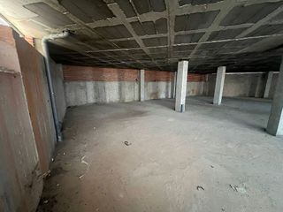 Local comercial en venta en Hervencias en Ávila